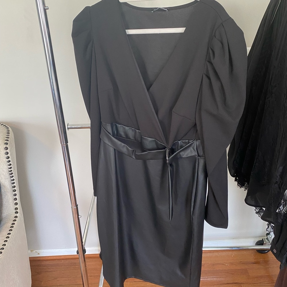 BlCk faux leather dress
